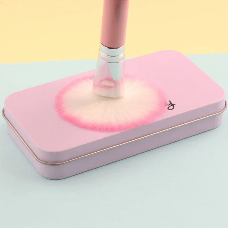 HELLO KITTY 7-Piece Makeup Brush Set